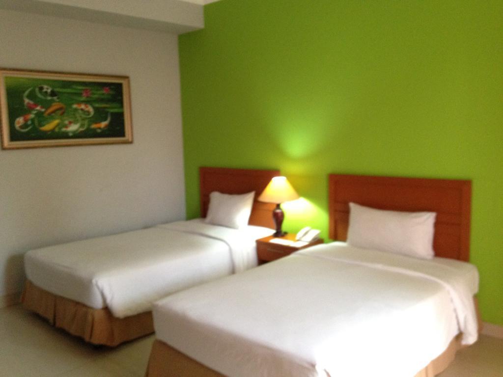 Town House Bukit Damai Indah Hotel Balikpapan  Buitenkant foto