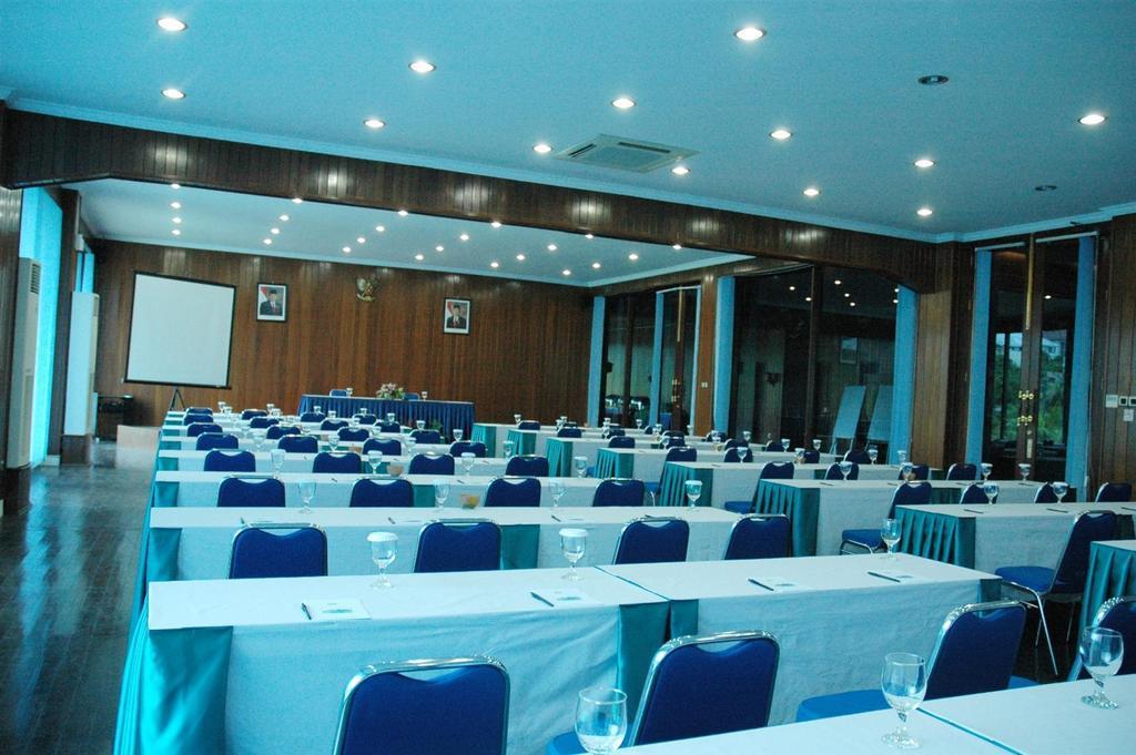 Town House Bukit Damai Indah Hotel Balikpapan  Buitenkant foto